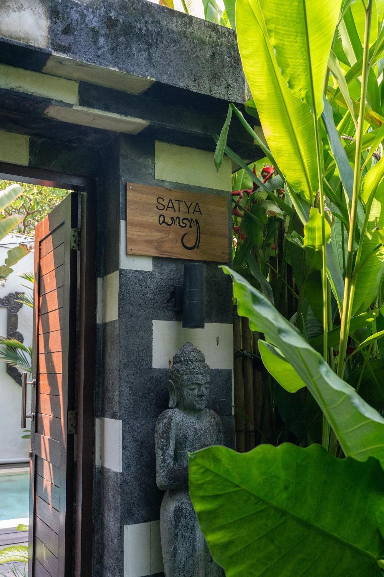 The Gardens Seminyak Hotel Kültér fotó